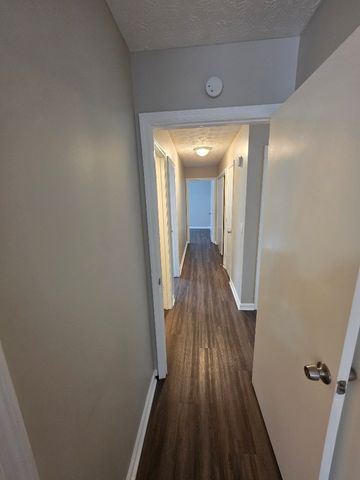 812 Shawnwood Cir, Nashville, TN 37218