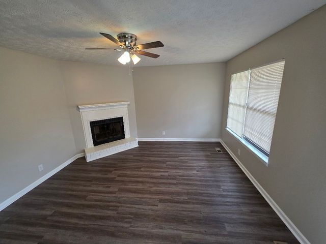 812 Shawnwood Cir, Nashville, TN 37218