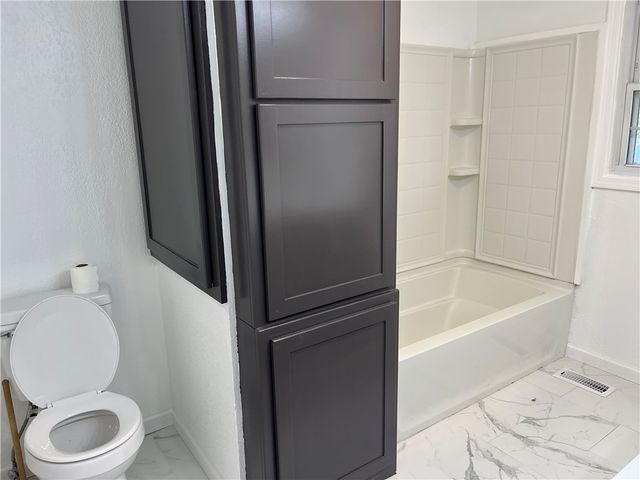 1420 N Greenwich, Russellville, AR 72801