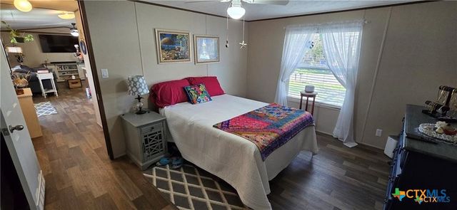 253 Elm Drive, Mcqueeney, TX 78123