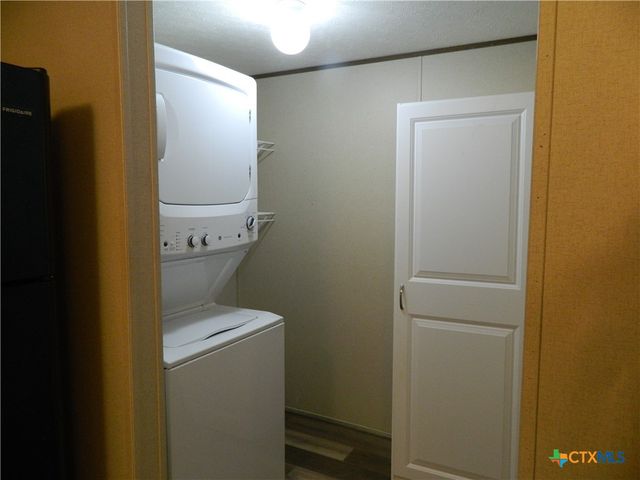 253 Elm Drive, Mcqueeney, TX 78123