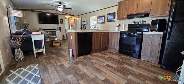 253 Elm Drive, Mcqueeney, TX 78123