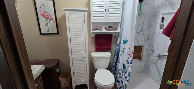 253 Elm Drive, Mcqueeney, TX 78123