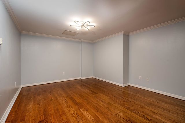 655 S Riverside Dr Ph 1405, Memphis, TN 38103