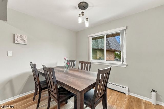 164 Diamond Bridge Ave 9, Hawthorne Boro, NJ 07506