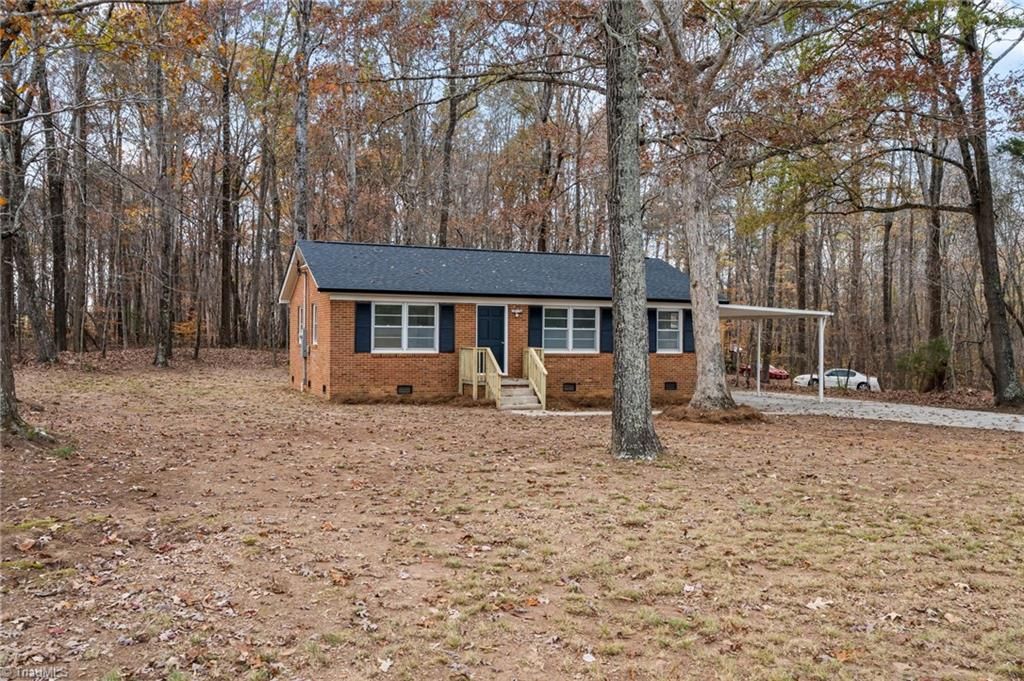 7110 Racine Road, Pleasant Garden, NC 27313