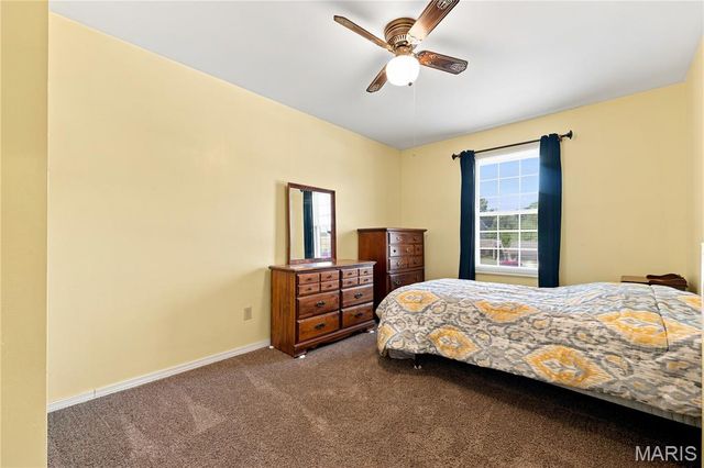 23 Raintree Court, St Peters, MO 63376