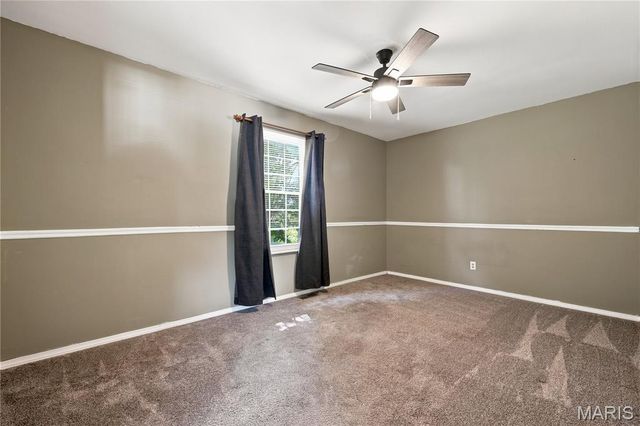 23 Raintree Court, St Peters, MO 63376