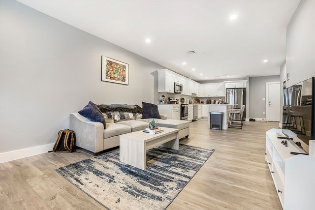 245 Bussey St 303, Dedham, MA 02026