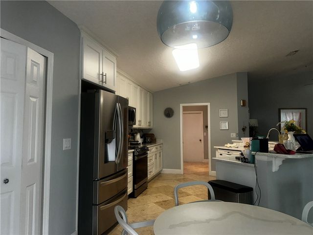 6275 33rd Manor, Vero Beach, FL 32966