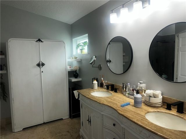 6275 33rd Manor, Vero Beach, FL 32966