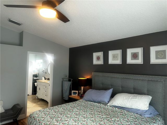 6275 33rd Manor, Vero Beach, FL 32966