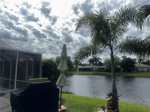 6275 33rd Manor, Vero Beach, FL 32966