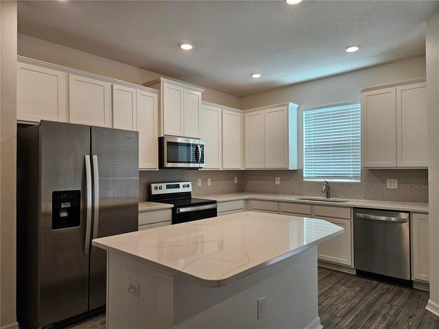 11294 CAY SPRUCE WAY, San Antonio, FL 33576