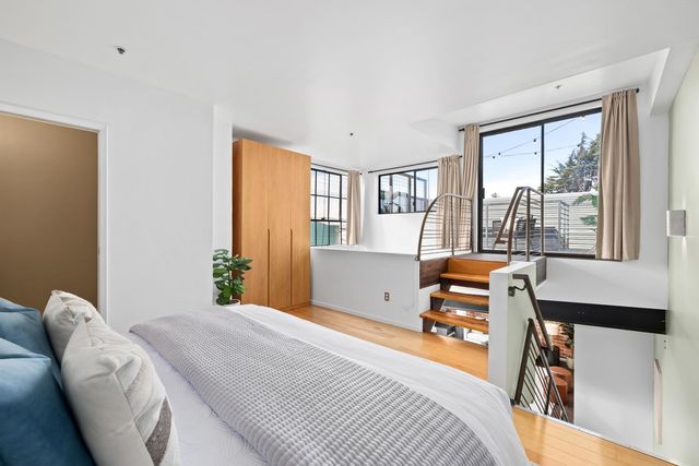 1250 Powell St 10, Emeryville, CA 94608