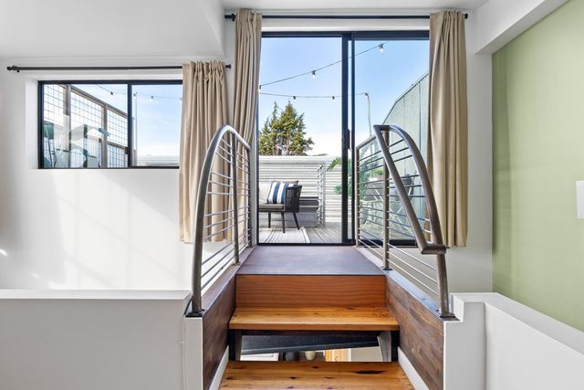 1250 Powell St 10, Emeryville, CA 94608