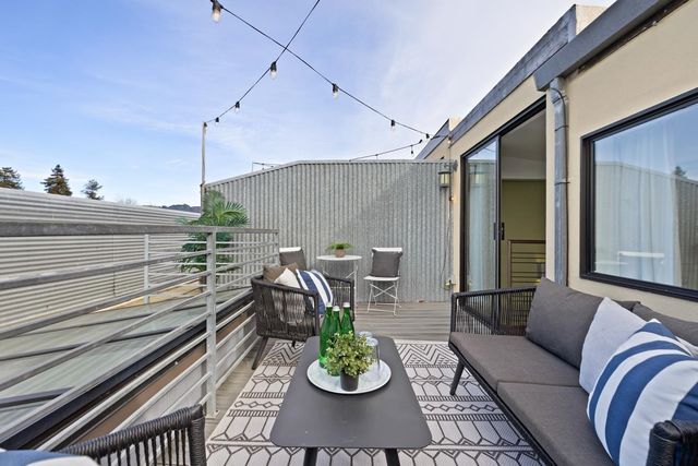 1250 Powell St 10, Emeryville, CA 94608