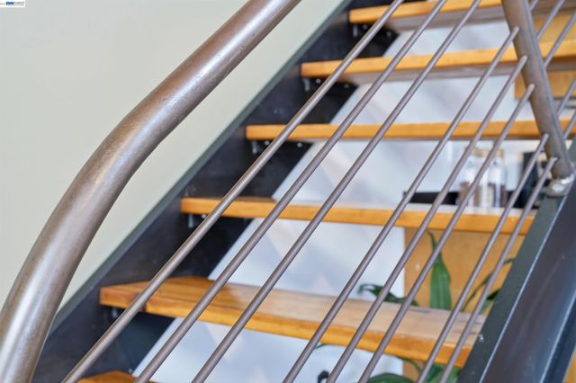 1250 Powell St 10, Emeryville, CA 94608