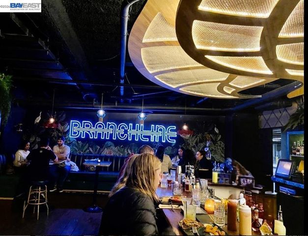 1250 Powell St 10, Emeryville, CA 94608