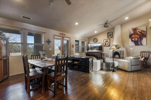 21 N Odette Court, Edgewood, NM 87015