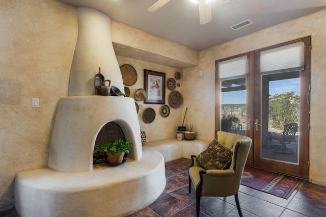 21 N Odette Court, Edgewood, NM 87015