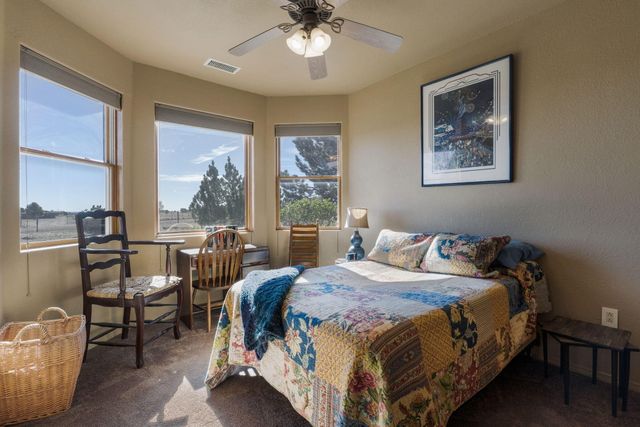 21 N Odette Court, Edgewood, NM 87015