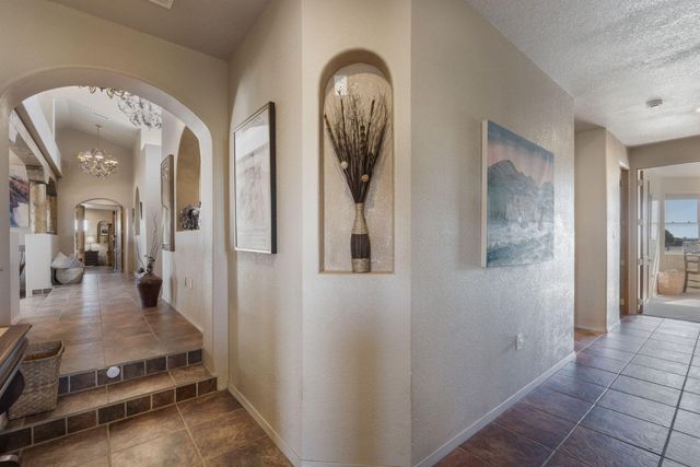 21 N Odette Court, Edgewood, NM 87015