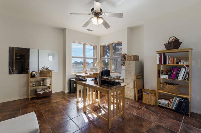 21 N Odette Court, Edgewood, NM 87015