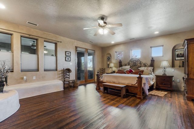 21 N Odette Court, Edgewood, NM 87015