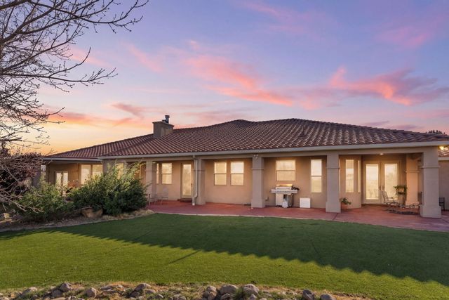 21 N Odette Court, Edgewood, NM 87015