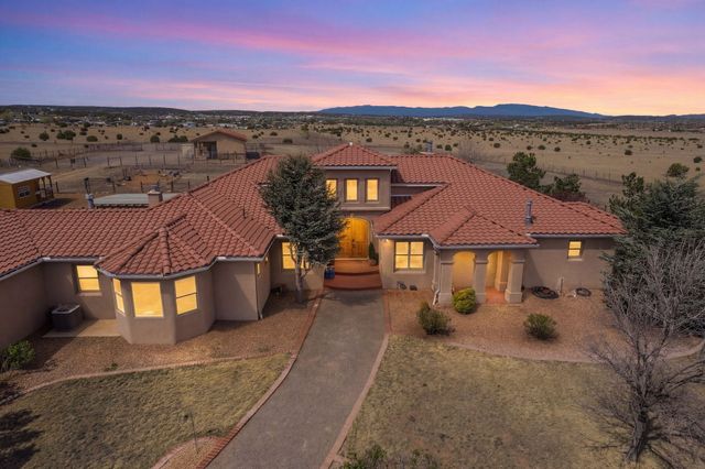 21 N Odette Court, Edgewood, NM 87015