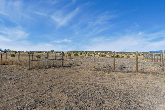 21 N Odette Court, Edgewood, NM 87015