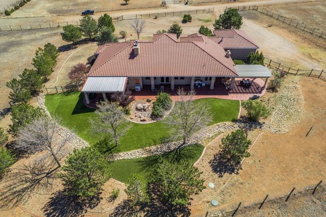 21 N Odette Court, Edgewood, NM 87015