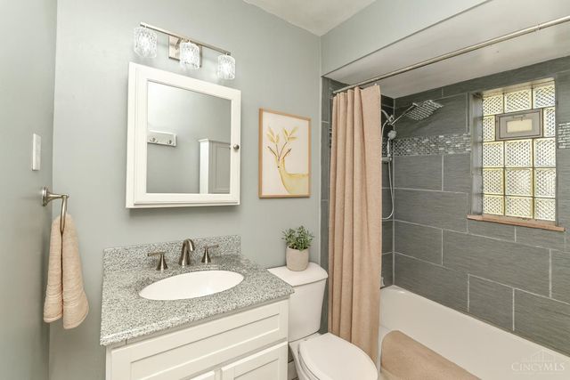 5618 Leumas Road, Green Twp, OH 45239