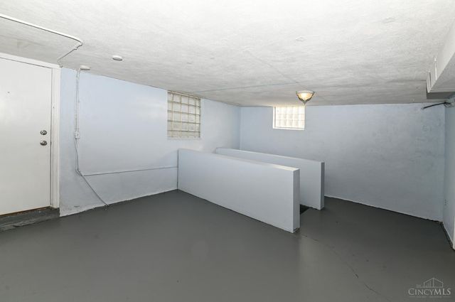 5618 Leumas Road, Green Twp, OH 45239