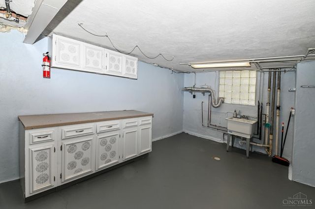 5618 Leumas Road, Green Twp, OH 45239