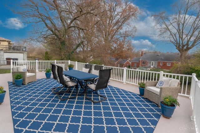 5618 Leumas Road, Green Twp, OH 45239