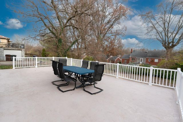 5618 Leumas Road, Green Twp, OH 45239