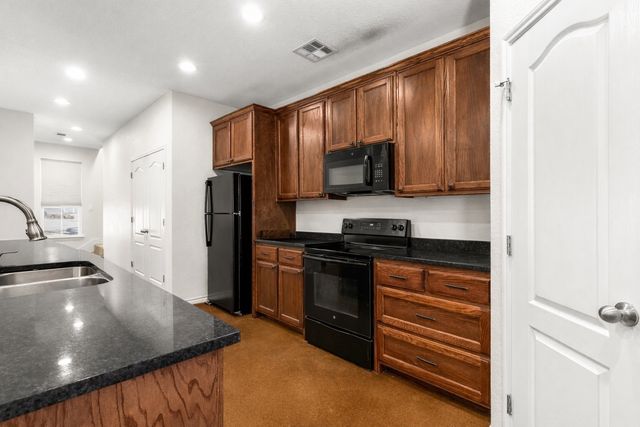 3309 S 3RD, Waco, TX 76706