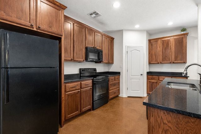 3309 S 3RD, Waco, TX 76706