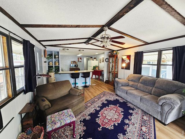 605 W 57th St 13, Loveland, CO 80538