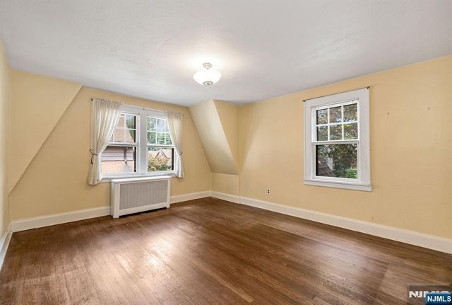 482 Standish Road, Teaneck, NJ 07666