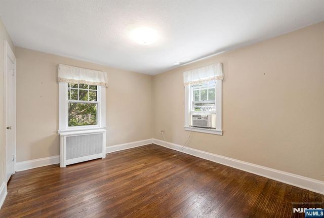 482 Standish Road, Teaneck, NJ 07666