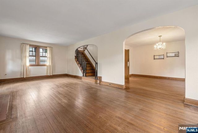 482 Standish Road, Teaneck, NJ 07666