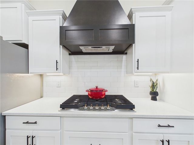 54 Perth Drive, Bella Vista, AR 72715