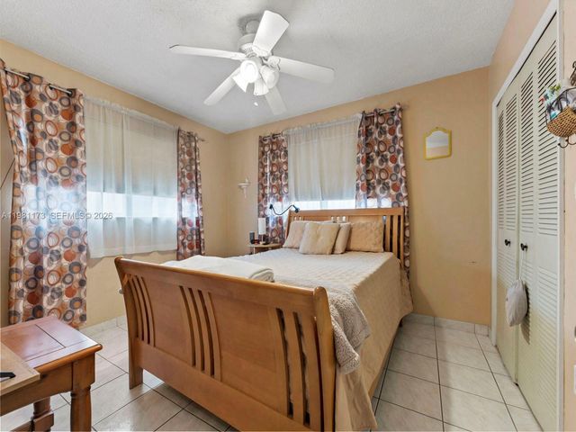 27 E 12th St, Hialeah, FL 33010