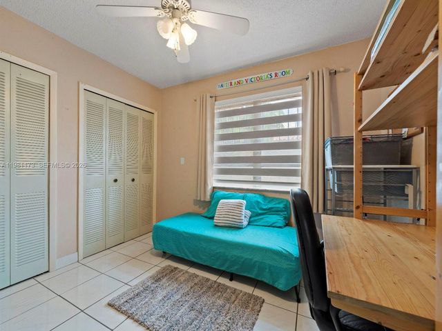 27 E 12th St, Hialeah, FL 33010