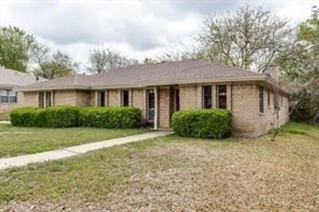 1400 Quill Drive, Plano, TX 75075