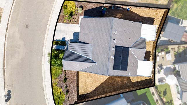854 Blue Oak Lane W, Madera, CA 93636