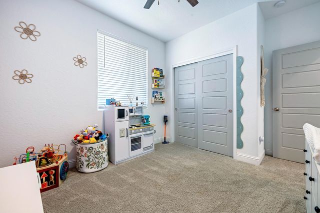 854 Blue Oak Lane W, Madera, CA 93636